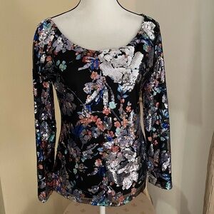Boston Proper “Beautiful” Black Floral Shimmering Sequins of Color Top. Size Sm.
